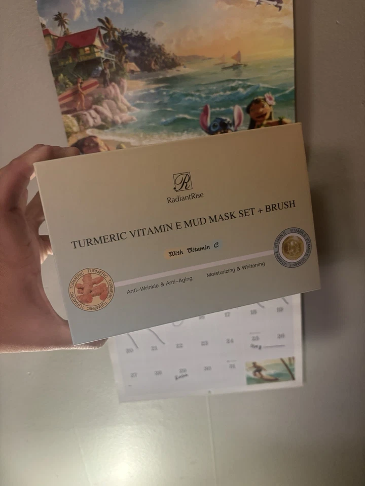 Máscara y cepillo de barro de vitamina E para cúrcuma Foto 3 de 4