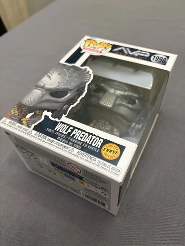 Funko Pop! Movies Wolf Predator #1998 Chase Limited Edition AVP Requiem Vinyl