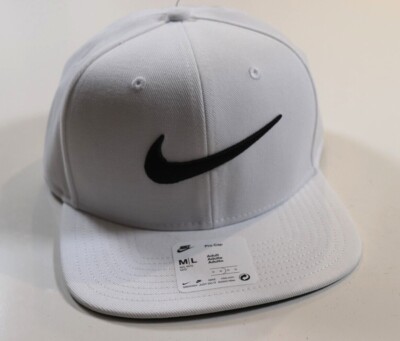 nike sportswear pro swoosh