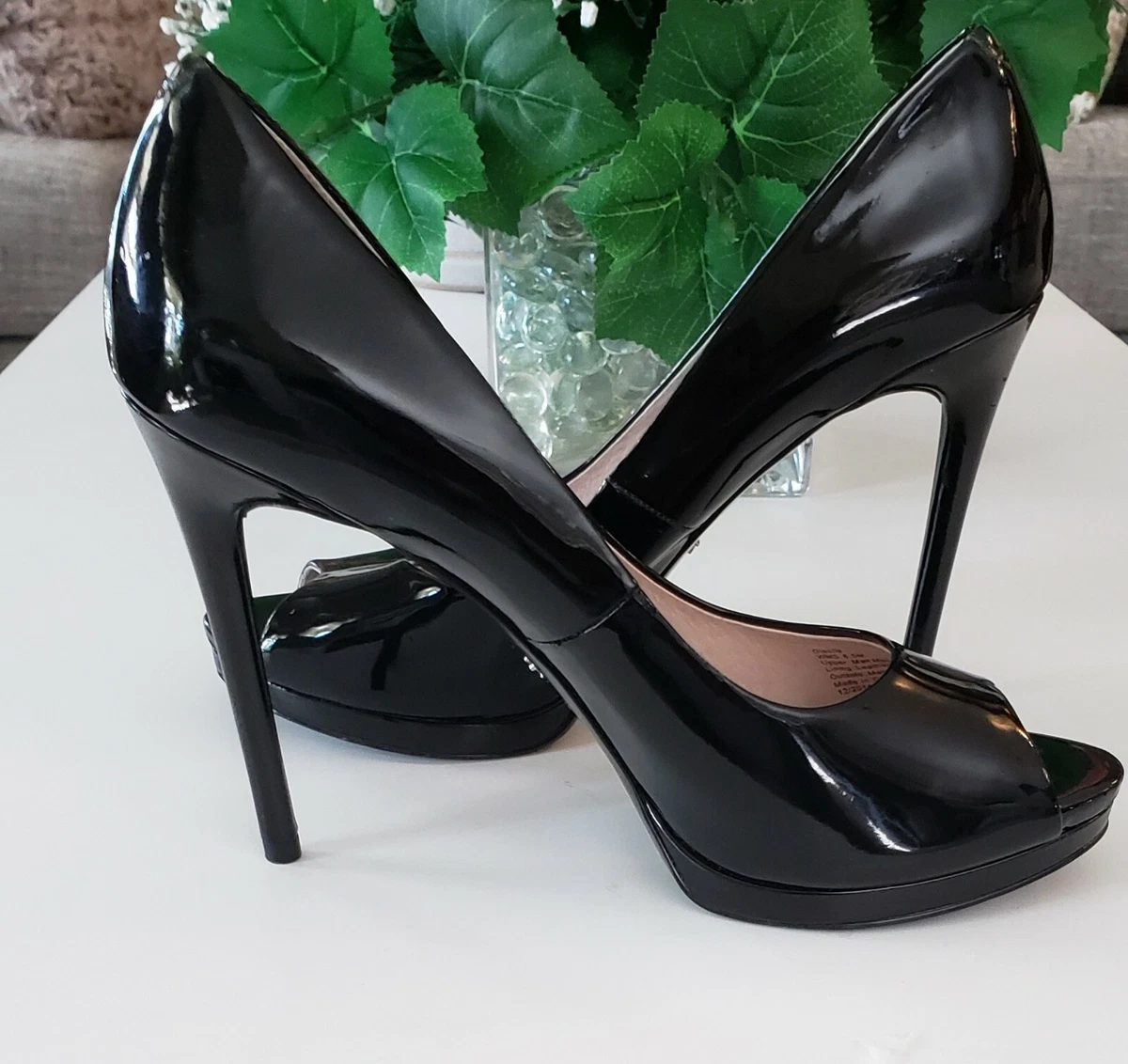 Kenneth cole hotsell black heels