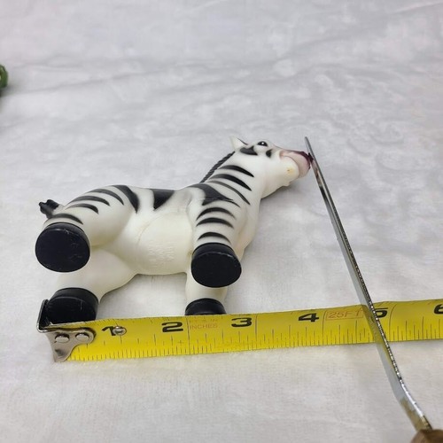 2009 Zebra Rubber Figure Kids Baby Bath Toy Wild Zoo Animal Africa - Picture 12 of 12
