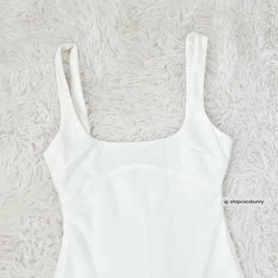 売れ筋商品|||ワンステイト カットソー トップス レディース Women's Embroidered Square Neck Sleeveless Blouse Ultra White DX70259 | Square Neck Center Back Slit Sleeveless Midi Dress