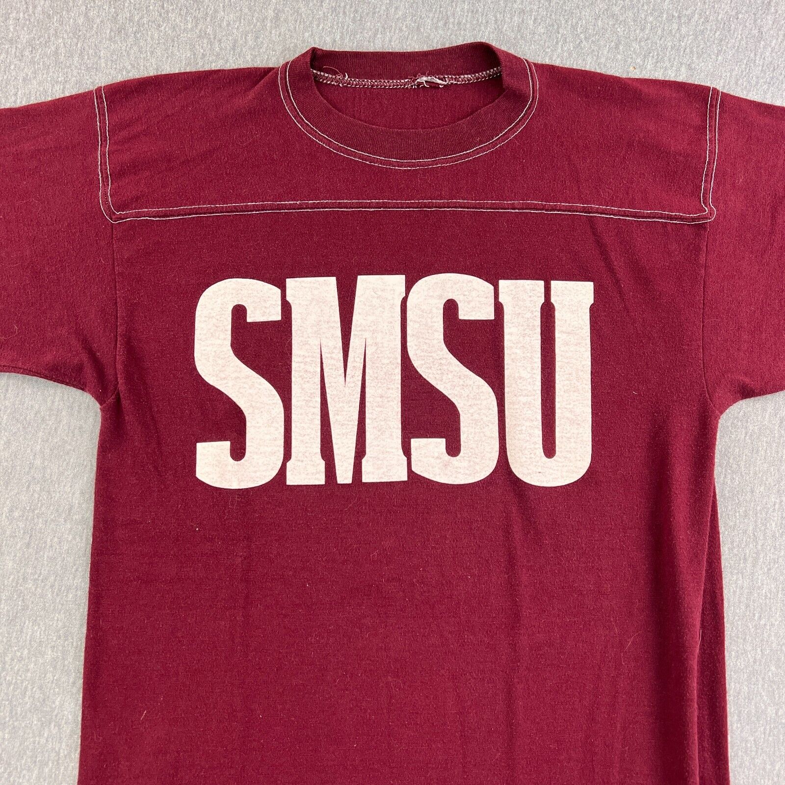 SMSU Vintage Red Bears 70s T-Shirts Unisex Size S… - image 2