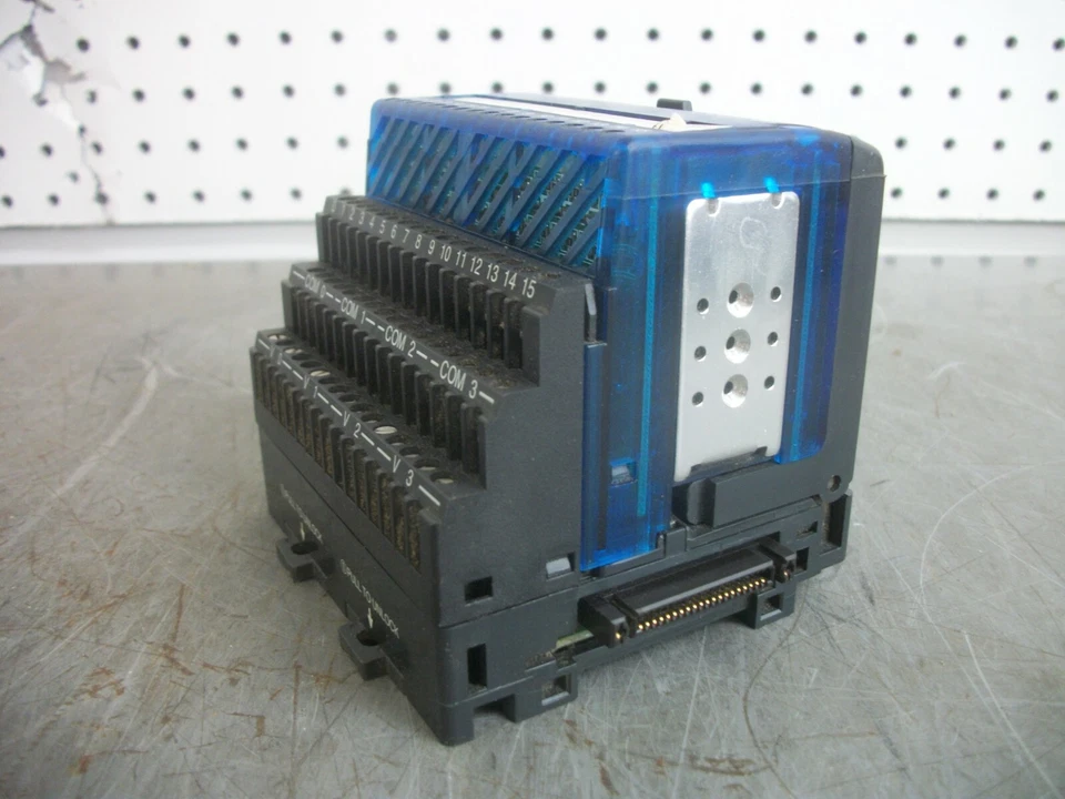 MÓDULO DE ENTRADA DISCRETA TERMINADOR DIRETO AUTOMAÇÃO T1K-16NA-1 - Imagem 4 de 4