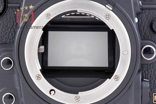 Excellent!! Nikon Df Black 16.2 MP Full Frame Digital SLR Camera Body - Picture 10 of 10