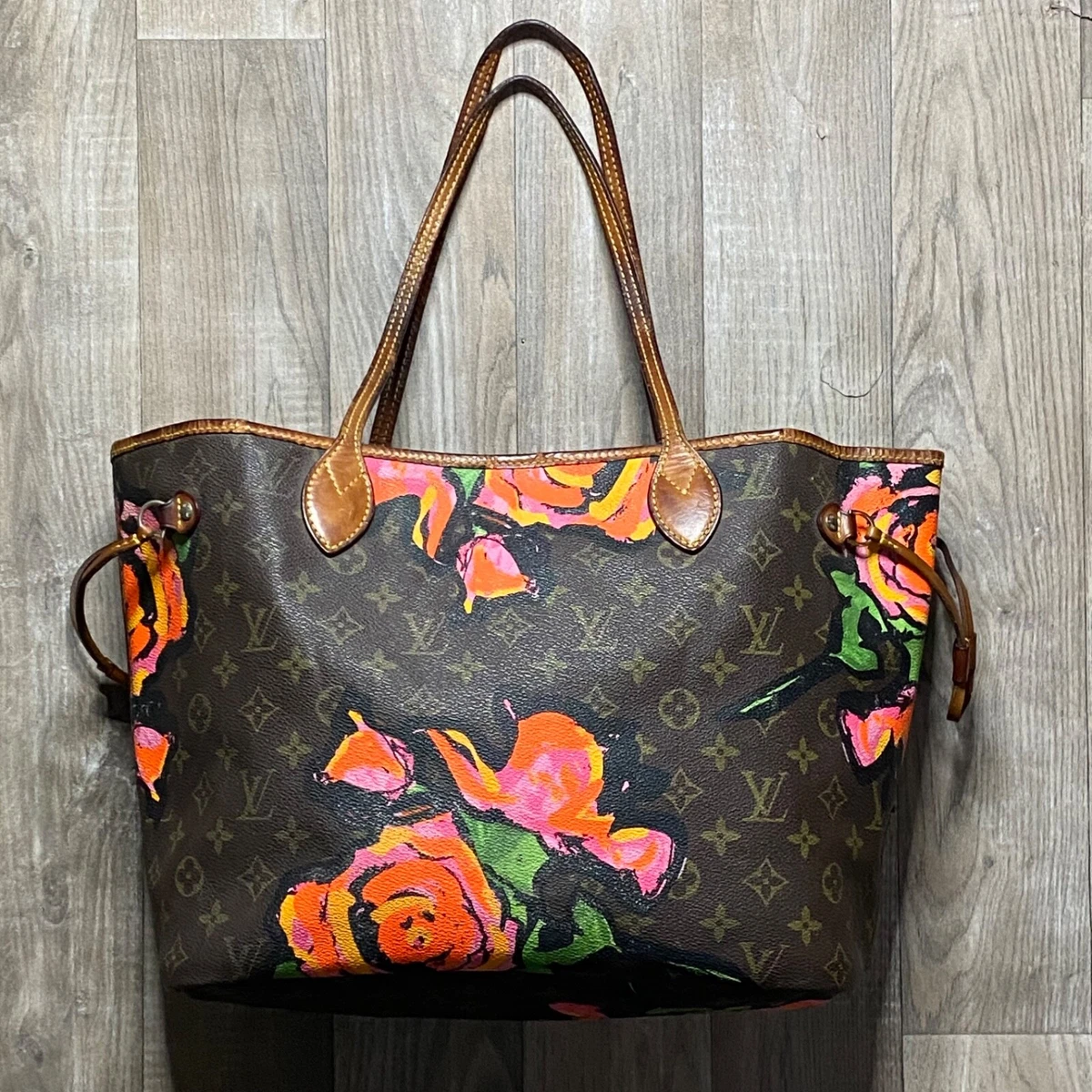 Louis vuitton roses neverfull hot sale