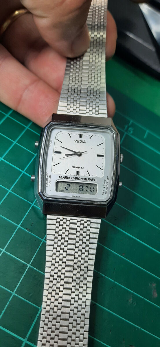 Vintage Vega by Citizen 4808-395701 ANA-DIGI Watch Alarm Chronograph Japan S