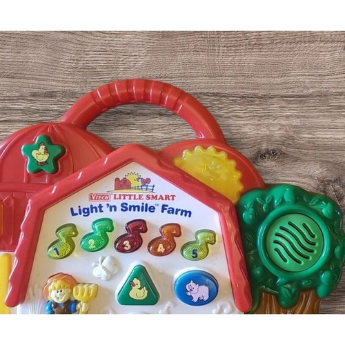 VTech Little Smart Light 'n Smile Farm - Formen/Farben/Tiere/Sprechen/Musik - Bild 2 von 7