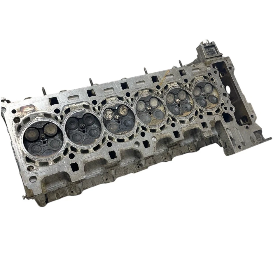 BMW Cylinder Head Core Assembly N55 3.0L Turbo 11-19 7568270 Foto 4 de 4