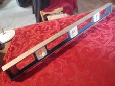 VINTAGE 1980's  STANLEY HANDYMAN ALUMINUM NO 1297  24" BUBBLE LEVEL USA