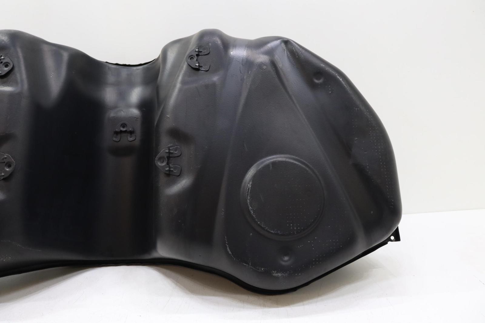 Maserati Quattroporte 2017-2024 Fuel tank
