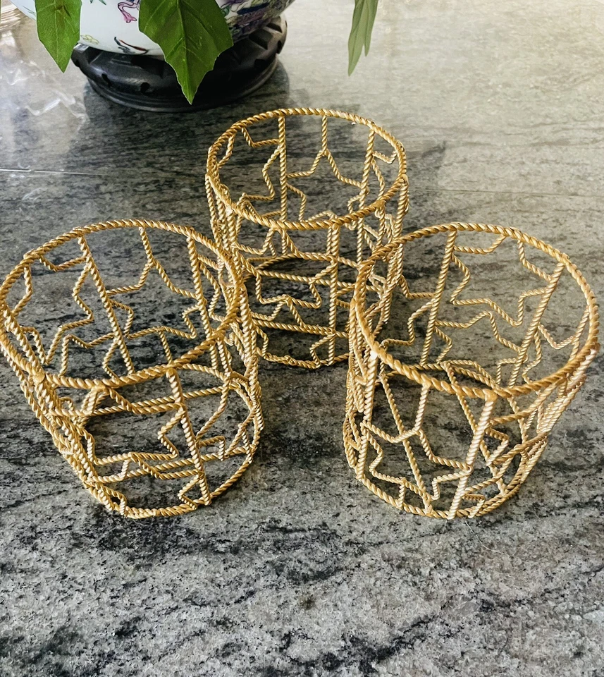 Conjunto de 3 castiçais votivos/chá enjaulados. Acabamento de fio com corda tom dourado - - Imagem 3 de 4