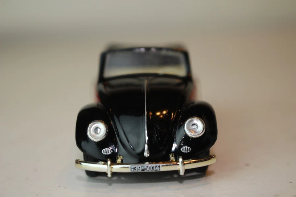 Matchbox VEM01-M, 1949 Volkswagen conversível escala 1:43 na caixa - Imagem 4 de 4