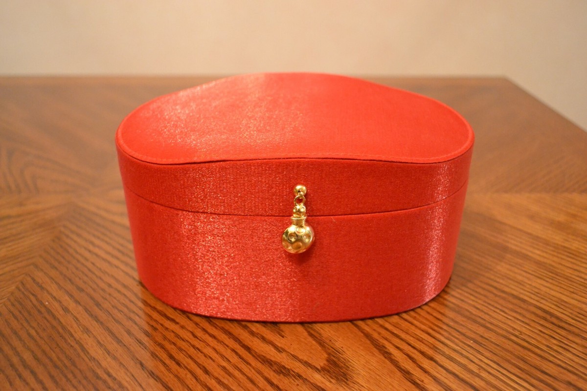 CHRISTIAN DIOR Red Silk Dolce Vita Perfume Box Case | eBay