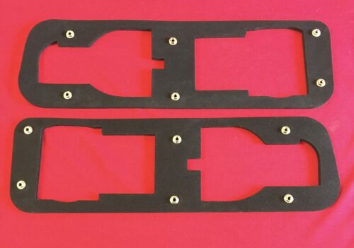 FORD SIERRA SAPPHIRE COSWORTH REAR LIGHT  SEALS/GASKETS (PAIR) OE Ref:6151241 - Picture 1 of 6