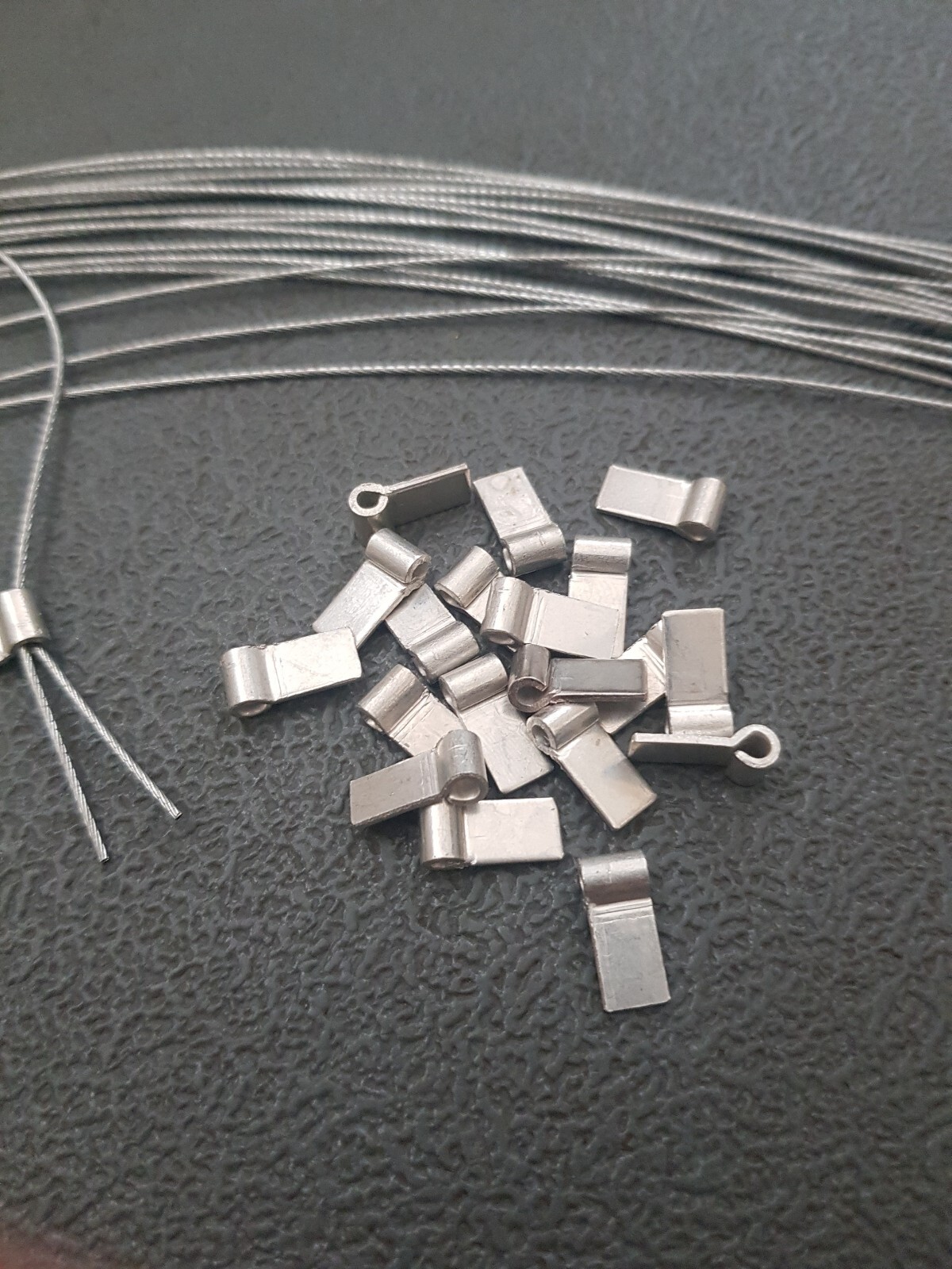 20 Electric Meter Sealing Wires and 6mm Flag Ferrules. DNO Equipment