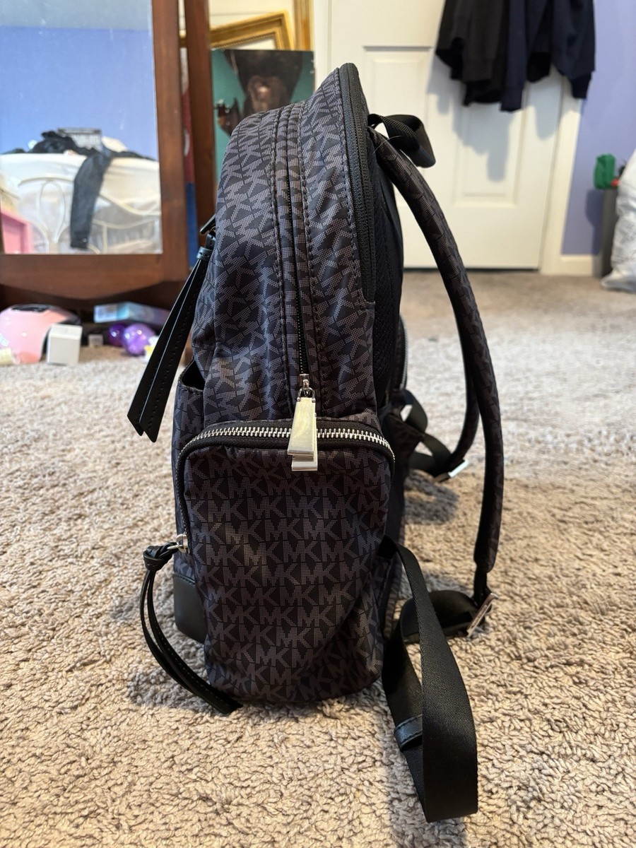 Lightly Used Michael Kors Backpack, Tag Still Attached, No  display picture 2
