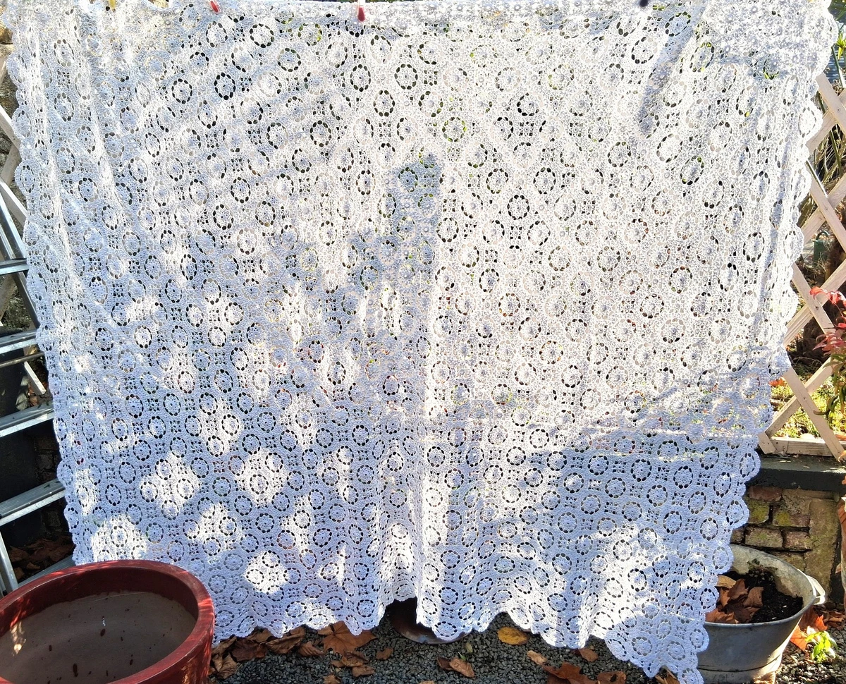 NAPPE OU DESSUS DE LIT CROCHET FAIT MAIN BLANCHE RECTANGULAIRE 170 CM X280*** EUR 90,00 - FR
