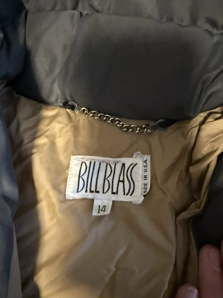 Bill Blass Grey And Tan Trench Puffer Jacket Parka - Image 3 of 4