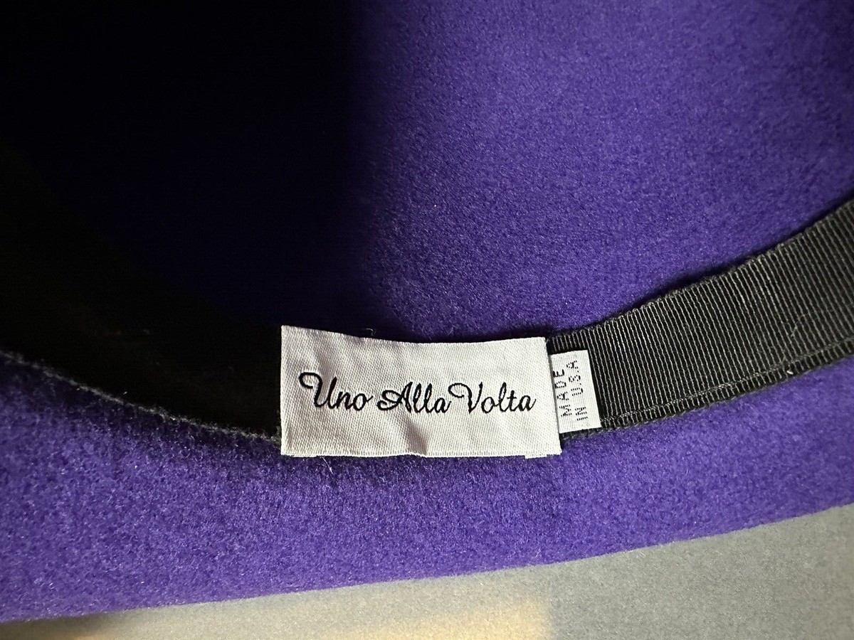 ✨Vintage Rare Uno Alla Volta Deep Purple Hat with Rhinestone Brooch Vintage Uno Alla Volta Purple Ladies Hat with Beaded  main image 2