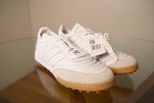 adidas mundial team 9.5 White Brand New with Box Rubber sole