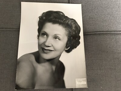 AIMÉE MORTIMER - ORIGINAL PRESSEFOTO 18x24