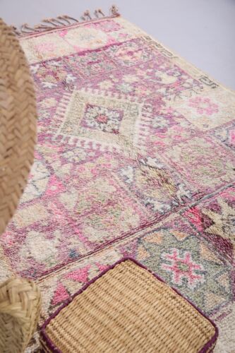 Vintage Handmade Rug 5.5 x 8.5 ft - Berber rug - Moroccan Rug - Purple Boho Rug - Picture 7 of 10