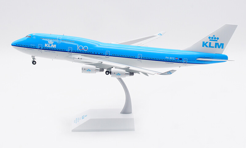 1:200 JC Wings KLM BOEING B747-400 Flap Down Airplane 1:200 JC Wings KLM BOEING B747-400 Flap Down Airplane