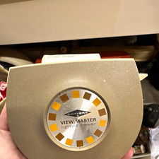 Sawyers View-Master Vintage Lighted Stereo Viewer 1960 MPN 2011 Age 4-7