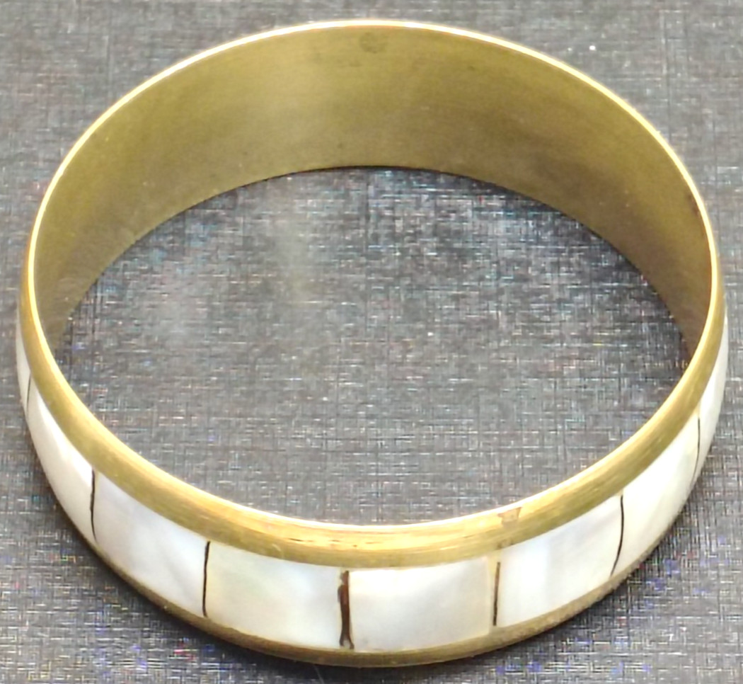 Vintage solid brass bangle bracelet with mother o… - image 2