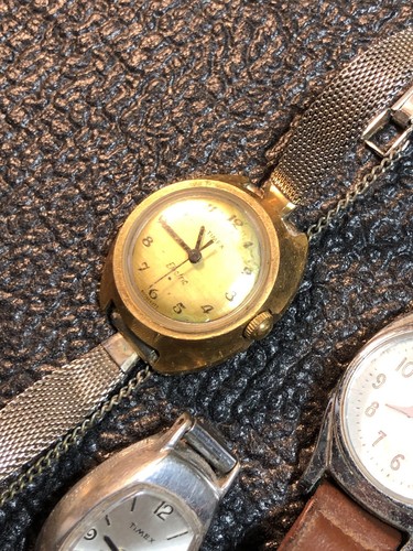 Vintage Women’s Repair Watch Lot Quartz/Mechanical Mickey Mouse,Bulova,Caravelle - Picture 10 of 22