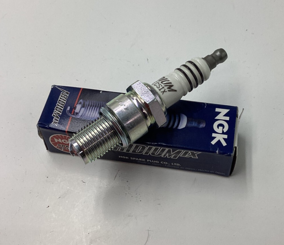 QTY 2 NGK 5438 Iridium IX Spark Plug BR9ECSIX For Select Ski-Doo Snowmobiles