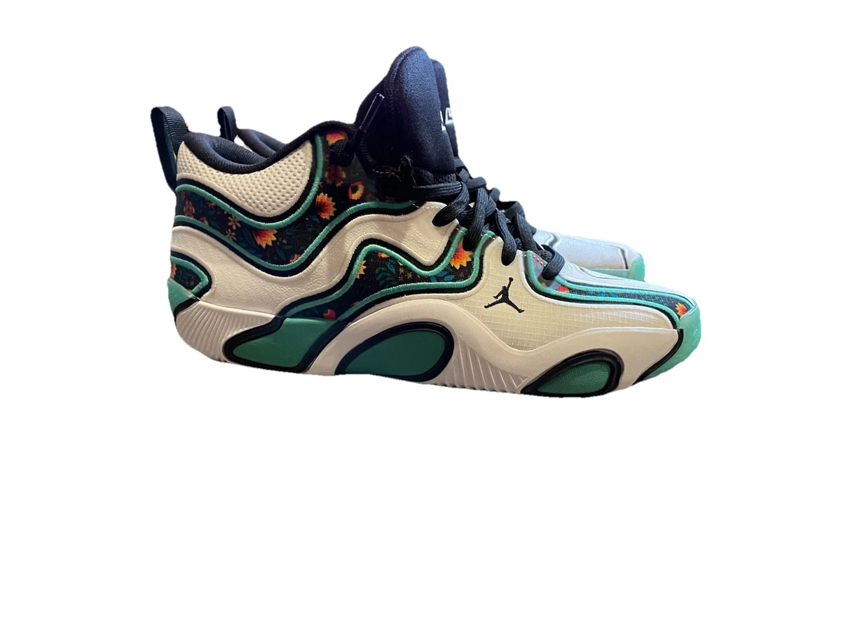Preços baixos em Jordan Tatum 3 PF Welcome to the Garden Alternate