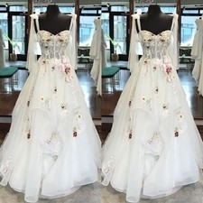 Romantic Wedding Dresses Color Flower Appliques Sleeveless Beach Bridal Gowns