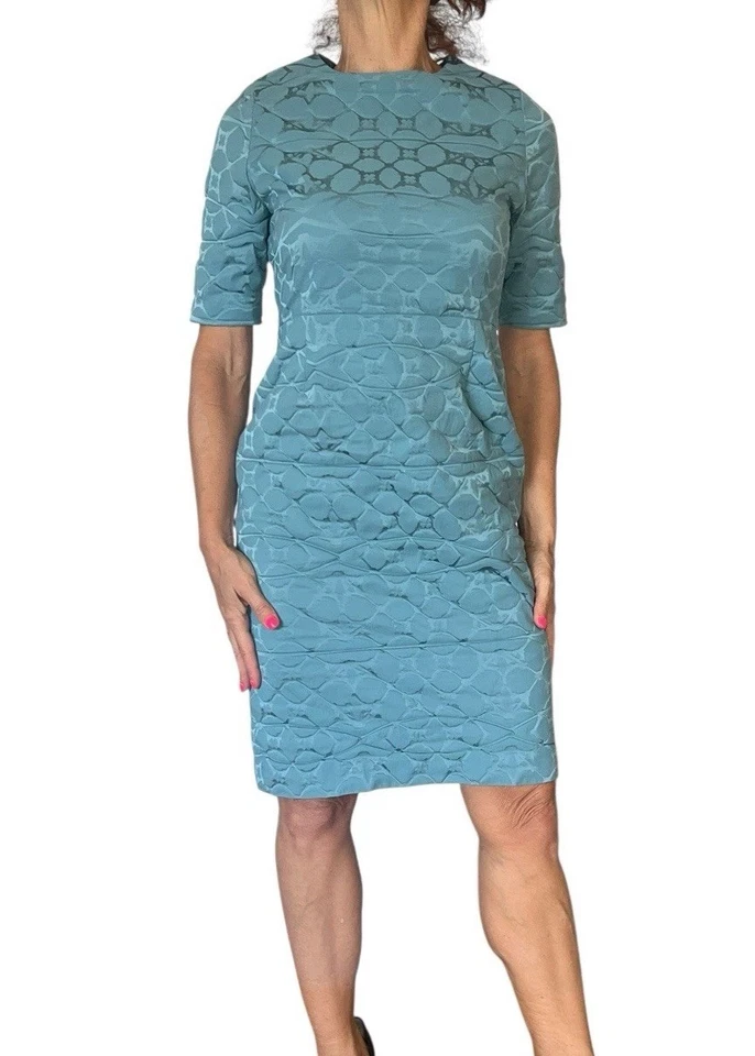 Vestido Vaina Para Mujer Vera Wang Azul Marcas Onduladas Texturizado Manga Corta 6 $1095 Foto 4 de 4