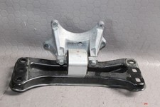 Mercedes Benz W207 E-Klasse Getriebe Halterung A 2042422001