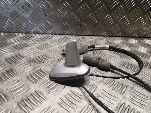 Antenna Da Tetto A Pinna Di Squalo MERCEDES-BENZ CLS C219 2118205575 Argento - Foto 2 di 4