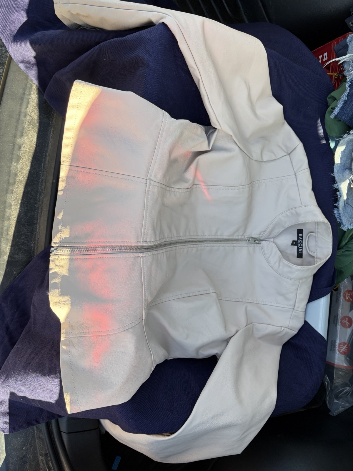 Women’s Jacket - image 1