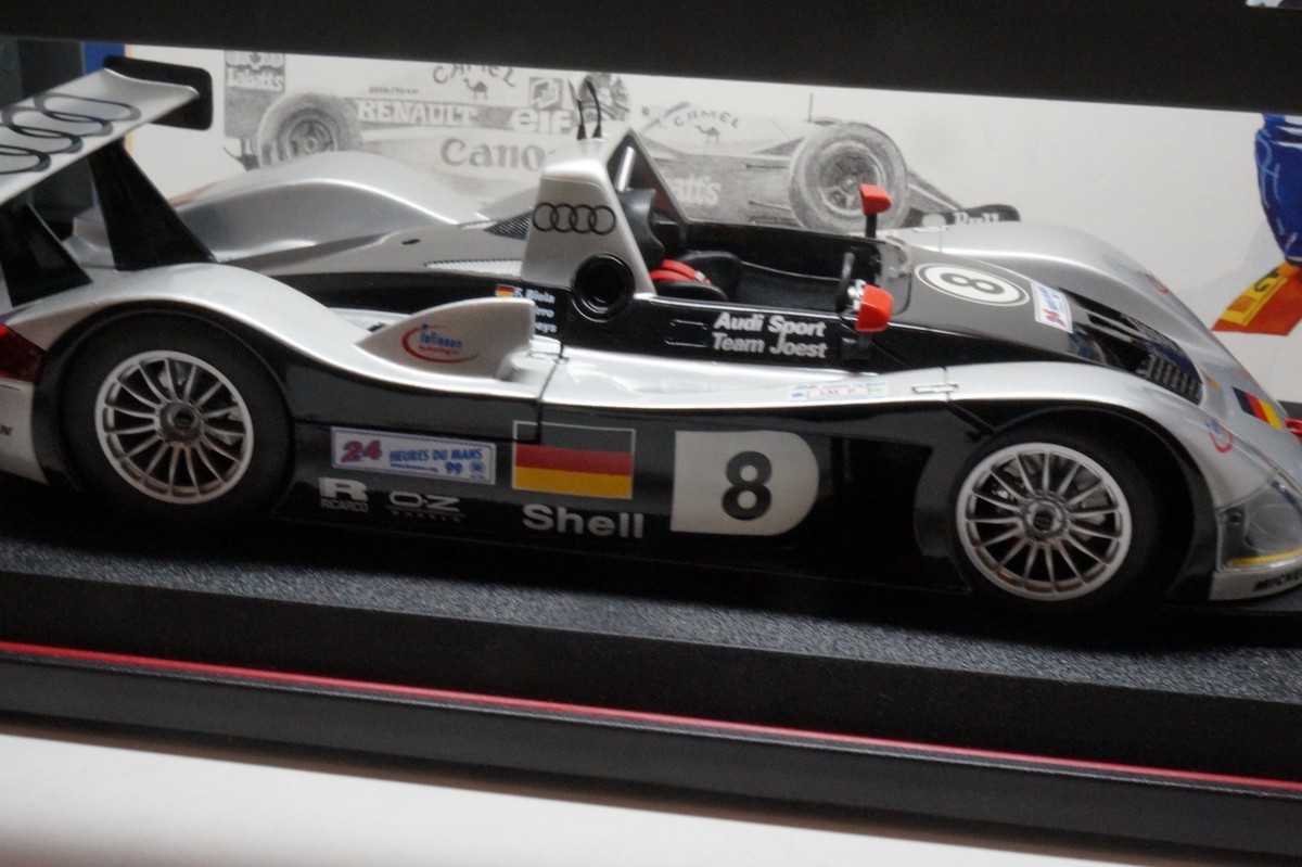MAISTO - 1999 LE MANS AUDI R8R - 1/18 SCALE MODEL CAR - 38881