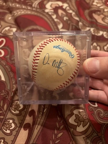 Don Mattingly Autographed Baseball New York Yankees