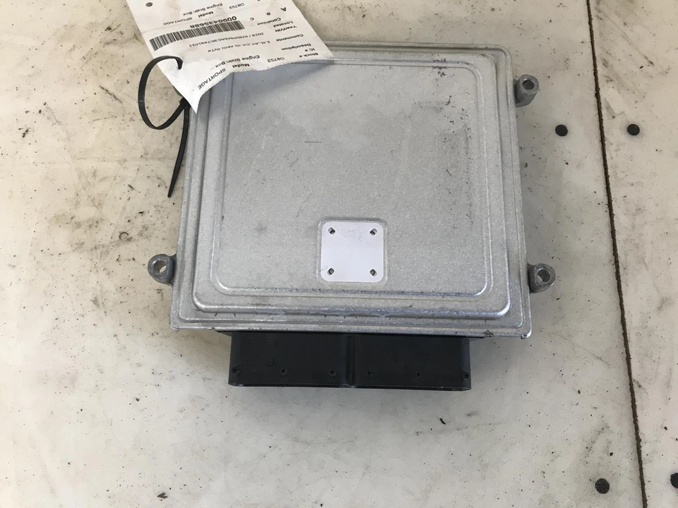 Used Engine Control Module (ECM) fits: 2019 Kia Sportage Electronic Control Modu - Image 2 of 4