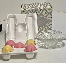 AVON Flower Basket Soap Dish & 5 Hostess Soaps, In Original Box
