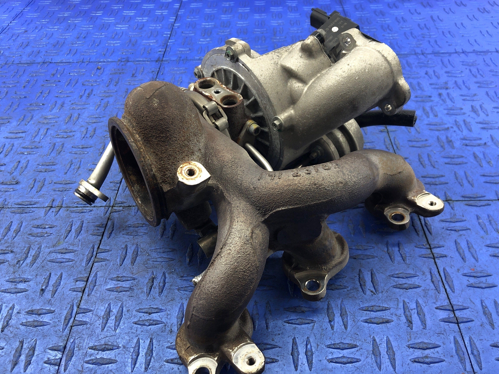 2014-2021 MASERATI QUATTROPORTE 3.0L LEFT SIDE ENGINE TURBOCHARGER TURBO 299712
