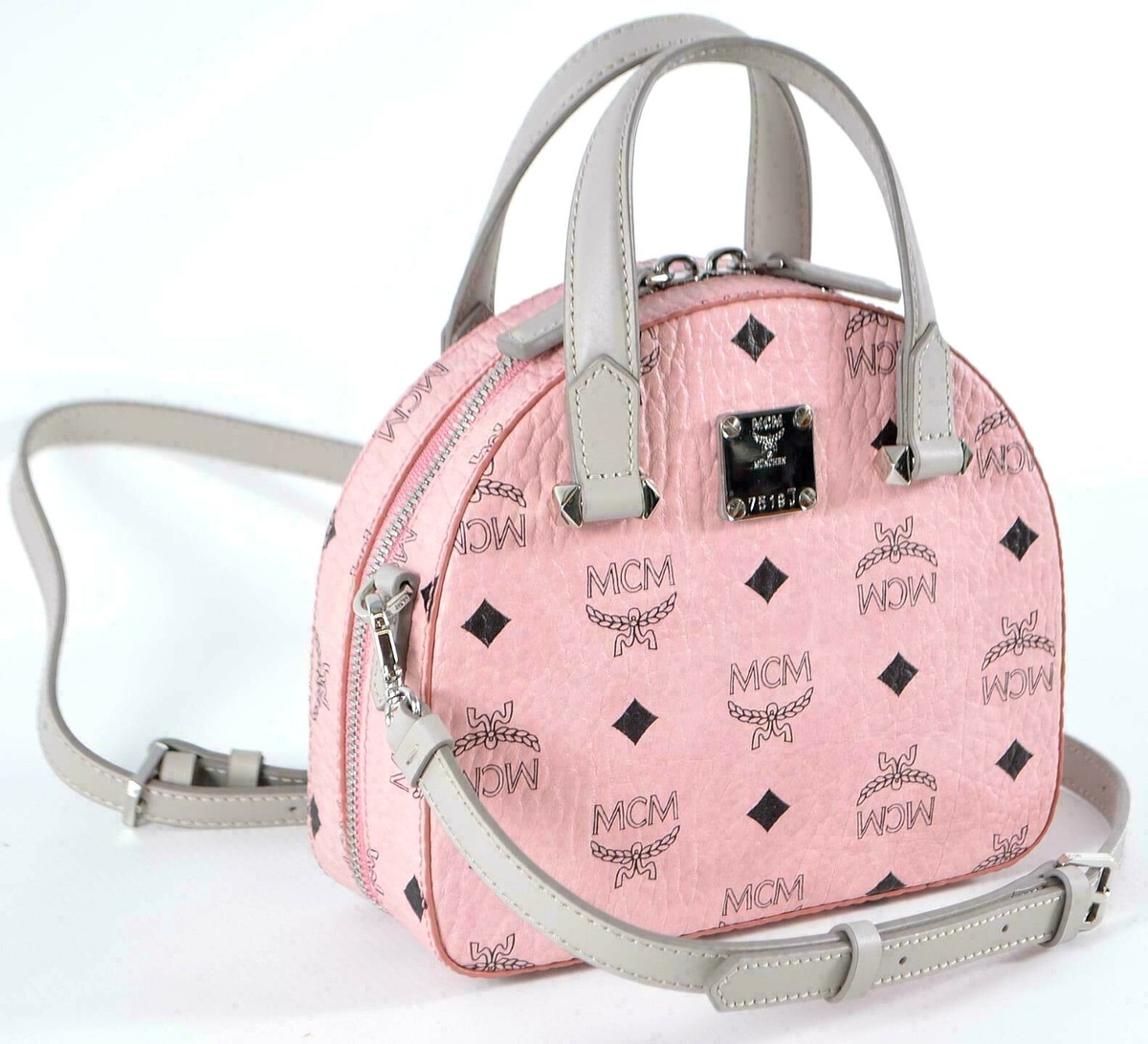 ⭐︎超美品⭐︎ mcm 正規品ヴィセトスハーフムーンショルダーバッグ美 
