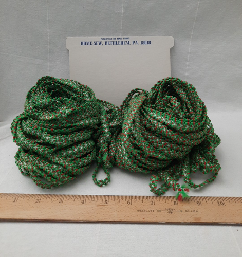VTG Fabric 3/8" Braid Trim 50 Yards ~ Home-Sew Bethlehem PA ~ Red White Green - Picture 3 of 9