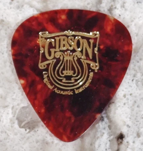 GIBSON BLUEGRASS SHOWCASE - NASHVILLE TN - GUITAR PICK - ONE BID = ONE PIC