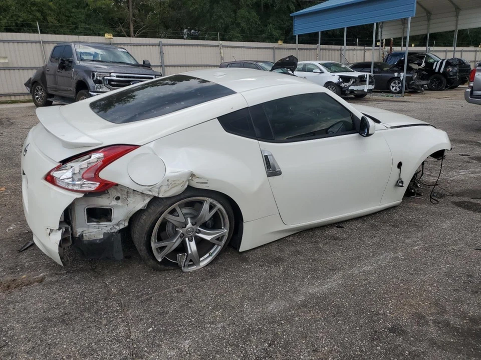 Conjunto de puerta derecha de pasajero cupé Nissan 370Z 2009-2020 blanco QAB OEM Foto 3 de 4