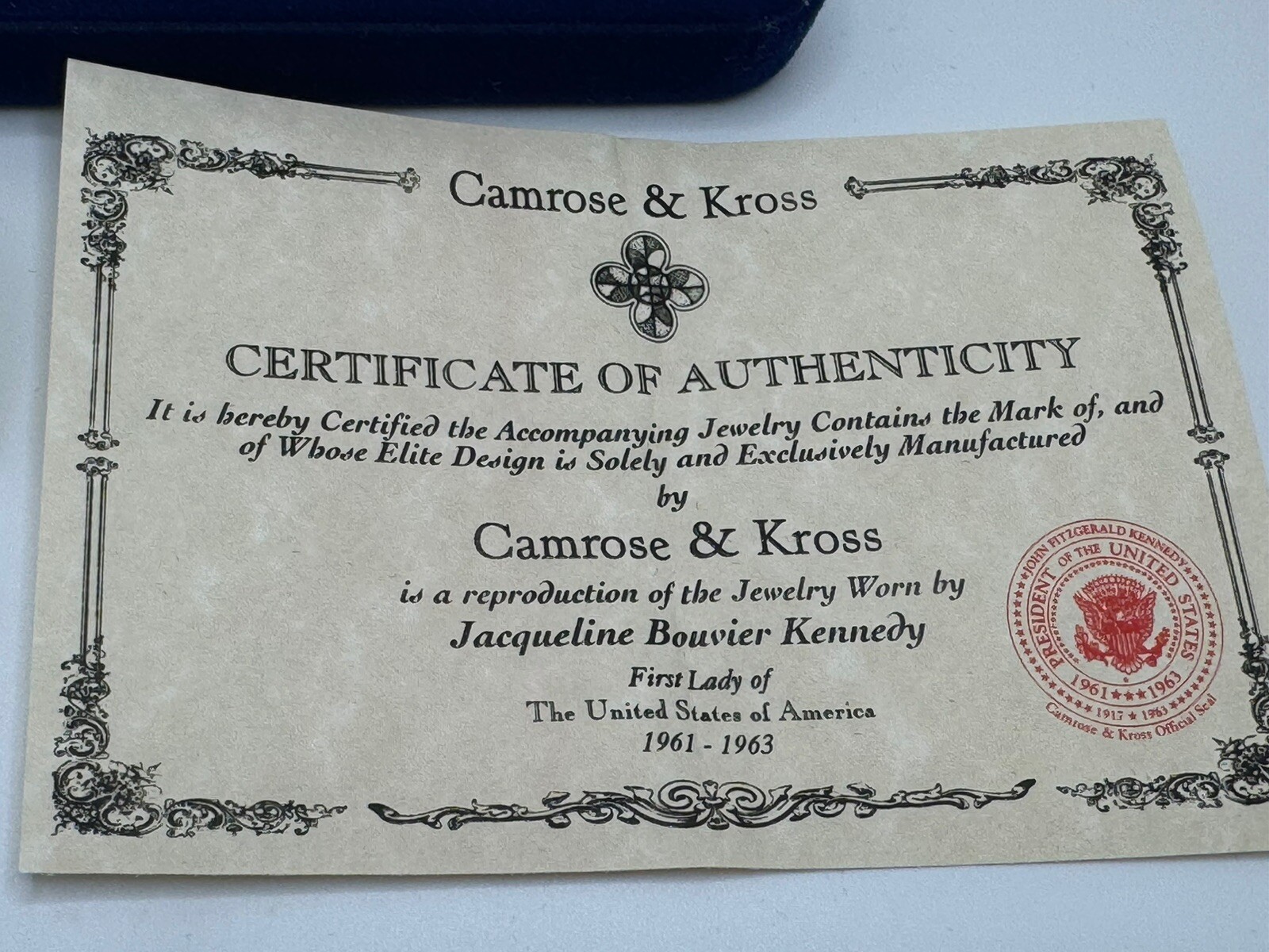 CAMROSE & KROSS JBK JACQUELINE KENNEDY HEART RHINESTONE PENDANT NECKLACE