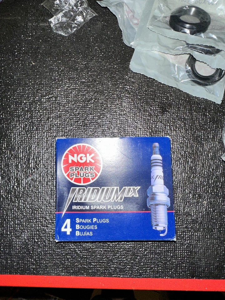 Kit de junta de cubierta de válvula Honda S2000 OEM con sellos de tubo y bujías NGK 00-09 Foto 4 de 4