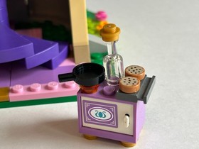 41054 LEGO&reg; Disney Rapunzel's  Creativity Tower (100% complete w/ Instructions)